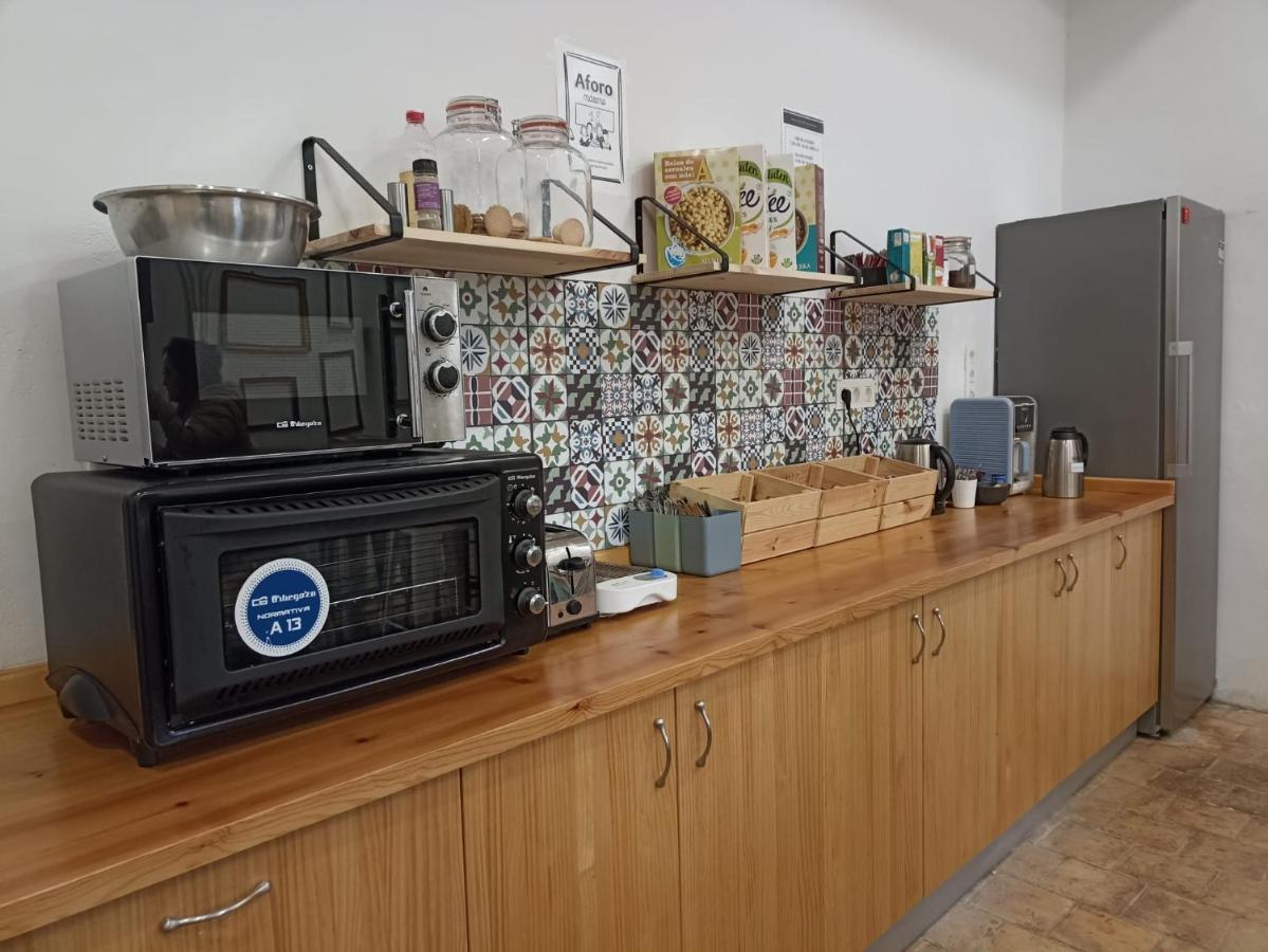 Quartier Leon Hostel Jabalquinto ภายนอก รูปภาพ