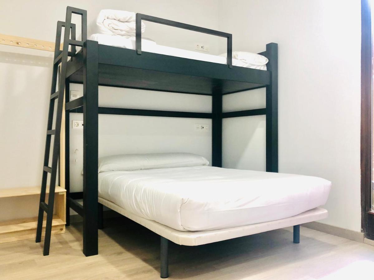 Quartier Leon Hostel Jabalquinto ภายนอก รูปภาพ