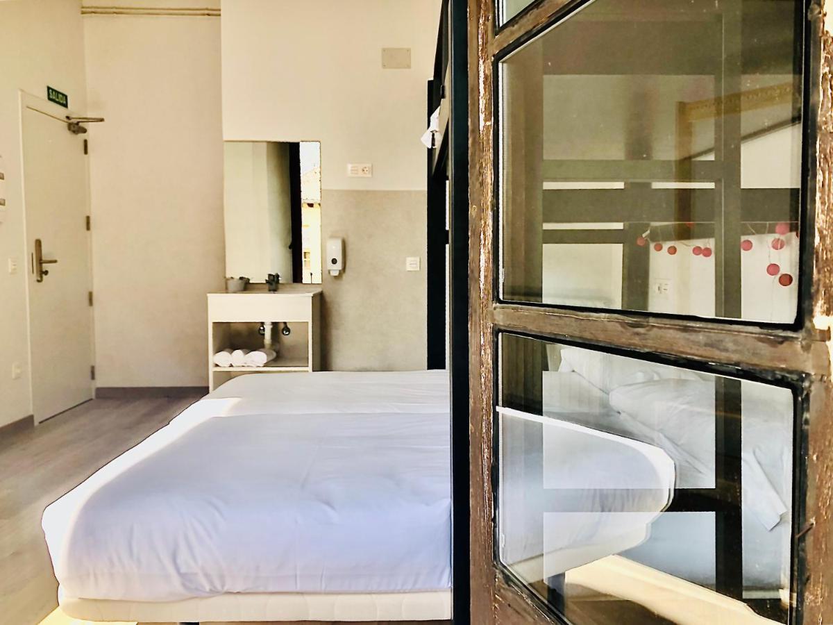 Quartier Leon Hostel Jabalquinto ภายนอก รูปภาพ