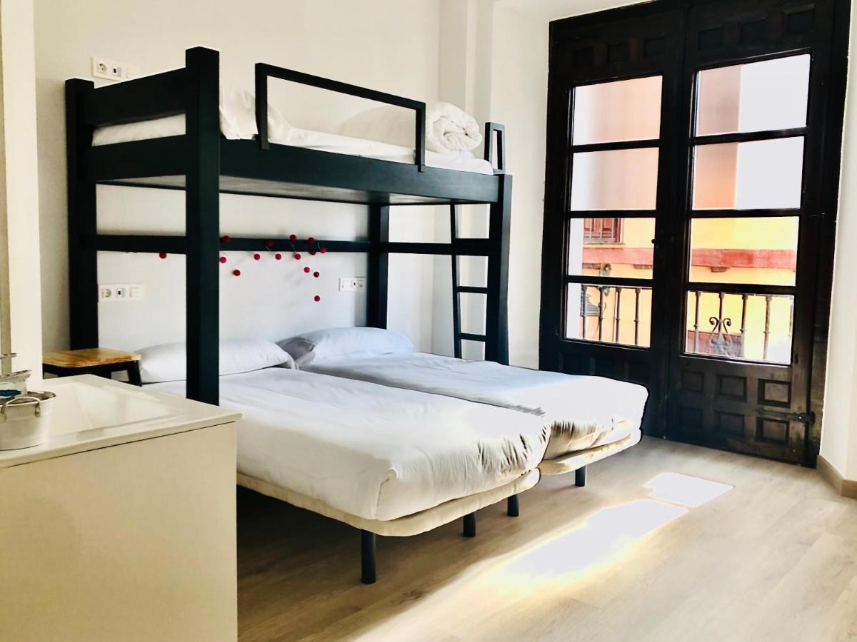 Quartier Leon Hostel Jabalquinto ภายนอก รูปภาพ