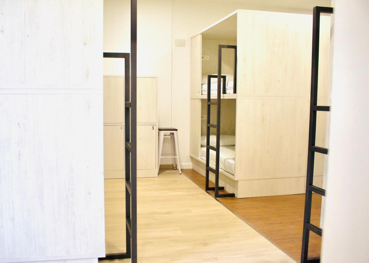 Quartier Leon Hostel Jabalquinto ภายนอก รูปภาพ