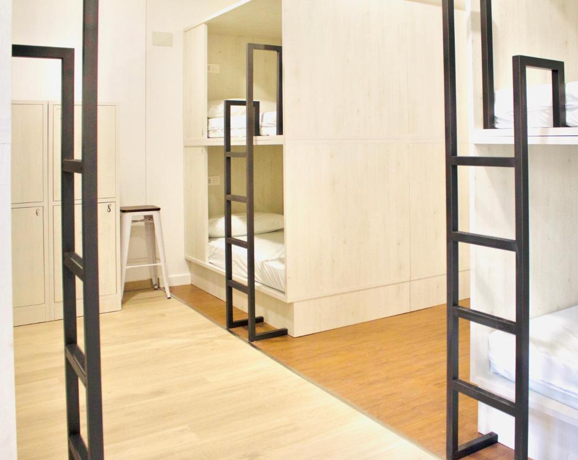 Quartier Leon Hostel Jabalquinto ภายนอก รูปภาพ